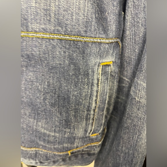 Dkny jeans jacket ❤️ - Picture 4 of 11